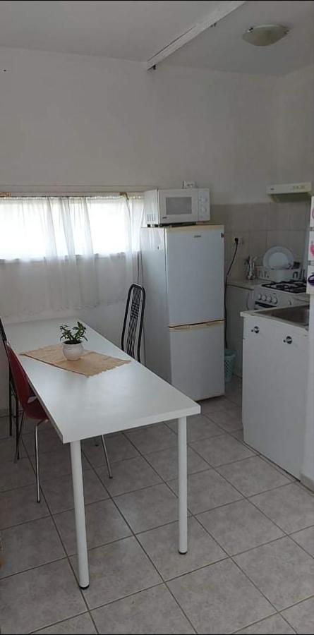 Badacsonyi Pihenes Privat Berlemeny Hotel Badacsonytomaj Buitenkant foto